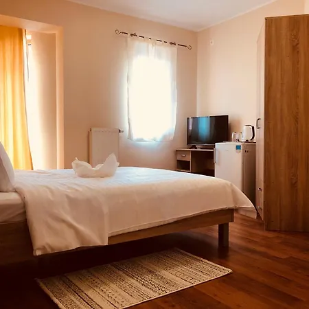 Hostel Monte Carlo Palace *