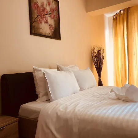 Monte Carlo Palace * Bukareszt