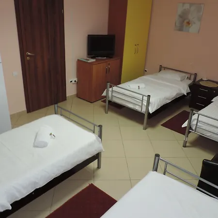 Hostel Monte Carlo Palace *