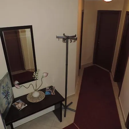 Monte Carlo Palace Hostel