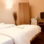 Monte Carlo Palace Hostel *