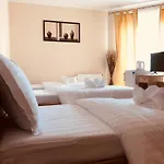 Hostel Monte Carlo Palace