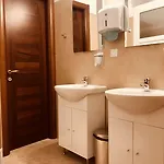 Hostel Monte Carlo Palace *