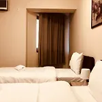 Monte Carlo Palace Hostel *