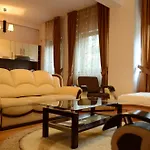 Hostel Monte Carlo Palace *