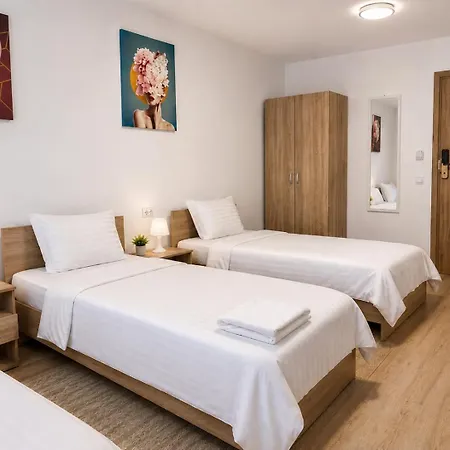 Monte Carlo Palace Hostel Bucharest