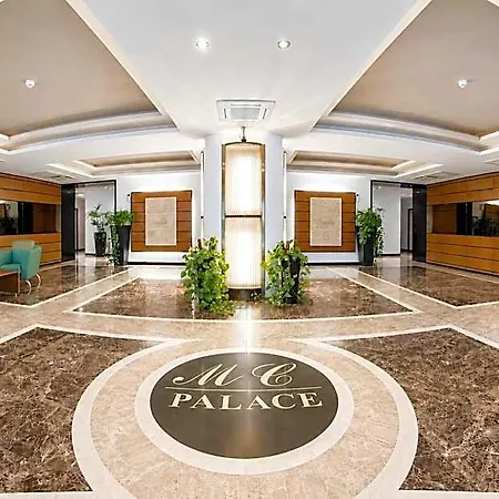 Hostel Monte Carlo Palace *