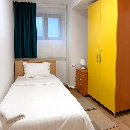 Hostel Monte Carlo Palace Βουκουρέστι
