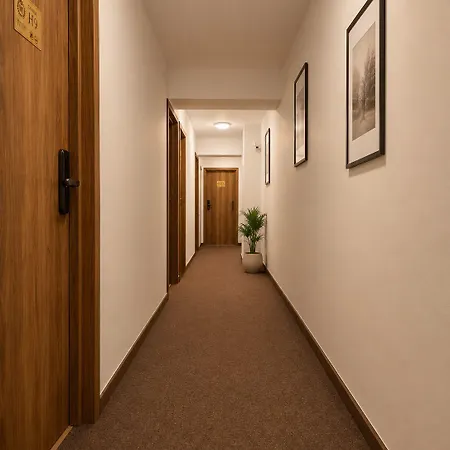 Hostel Monte Carlo Palace Bucharest