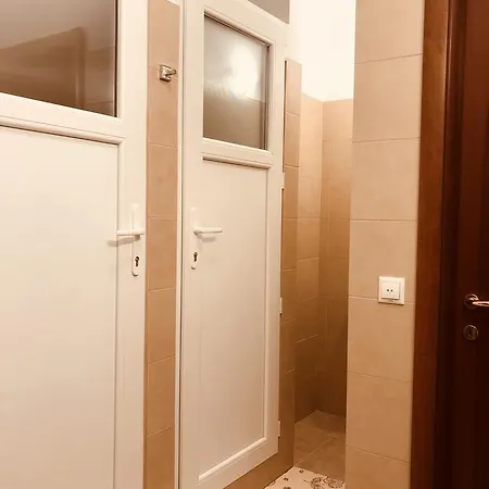 Monte Carlo Palace * Boekarest