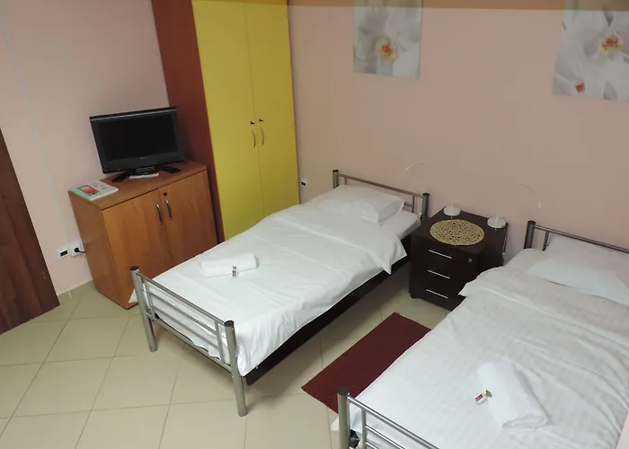 Hostel Monte Carlo Palace *