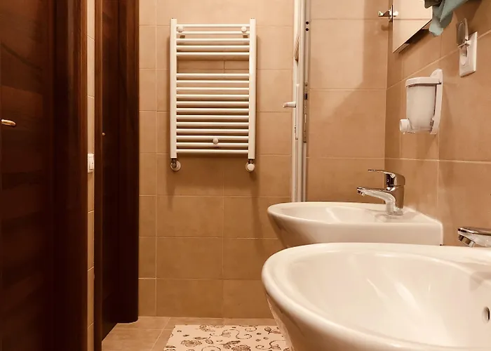 Monte Carlo Palace Hostel